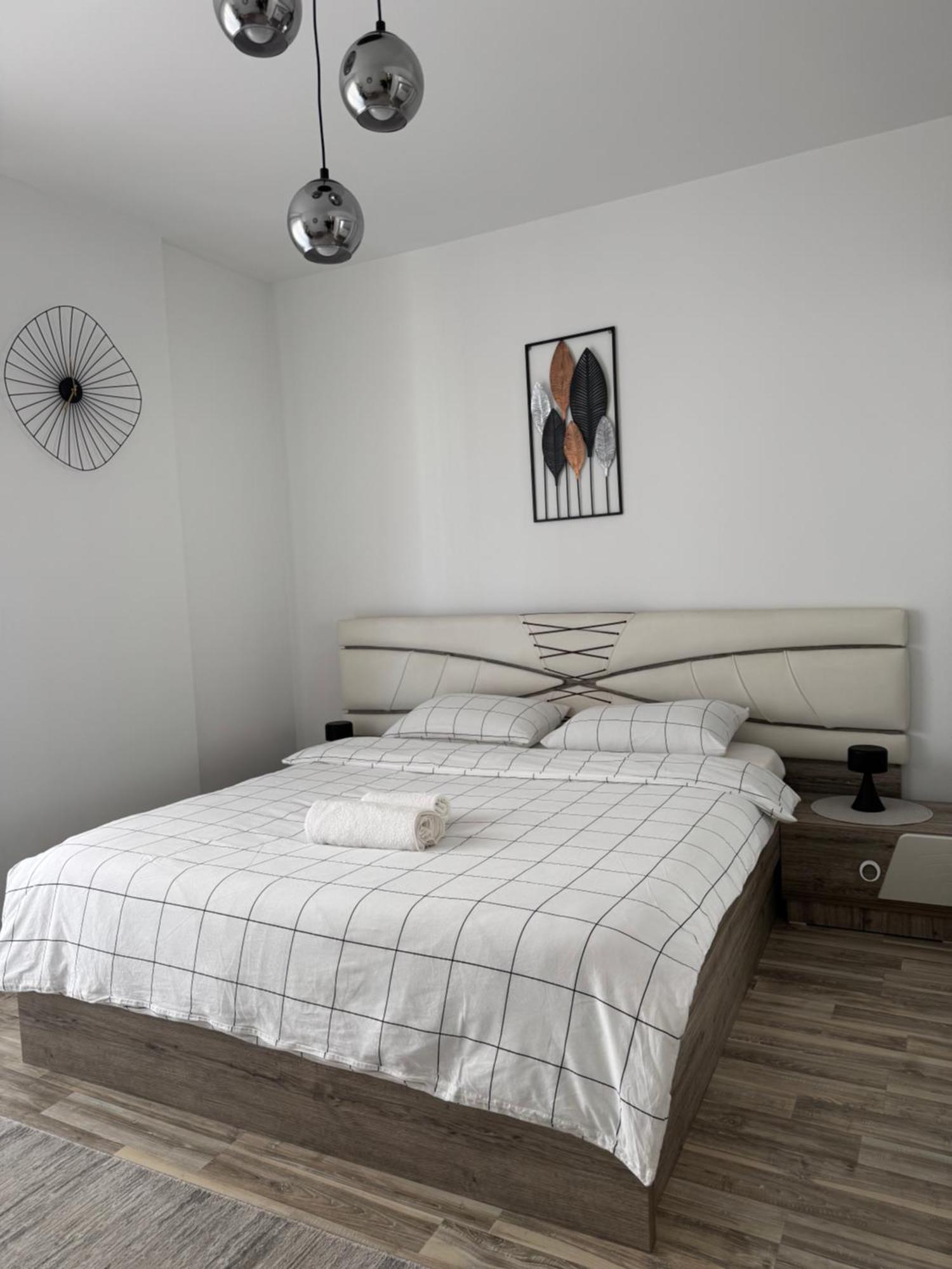 Penthouse Exclusive Lejlighed Pristina Eksteriør billede